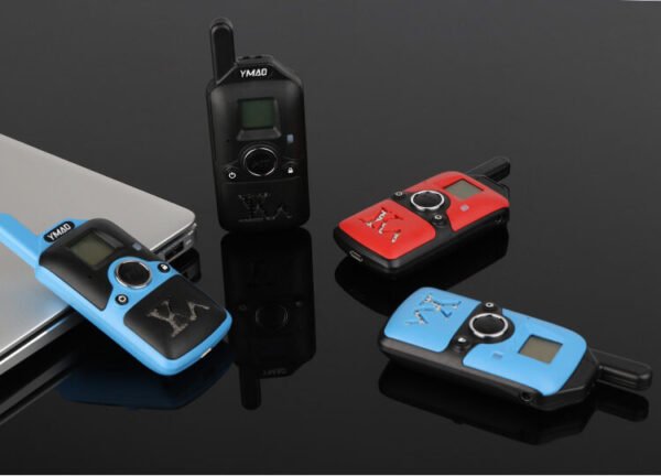 YMAO Y88 Mini UHF band two way radio with screen